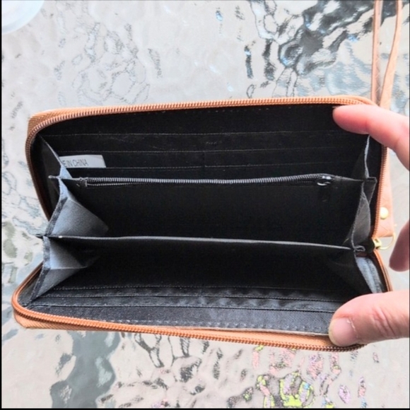 Boho Chic Elephant Embroidered Tapestry Zip Around Wallet Wristlet NEW - Picture 5 of 7